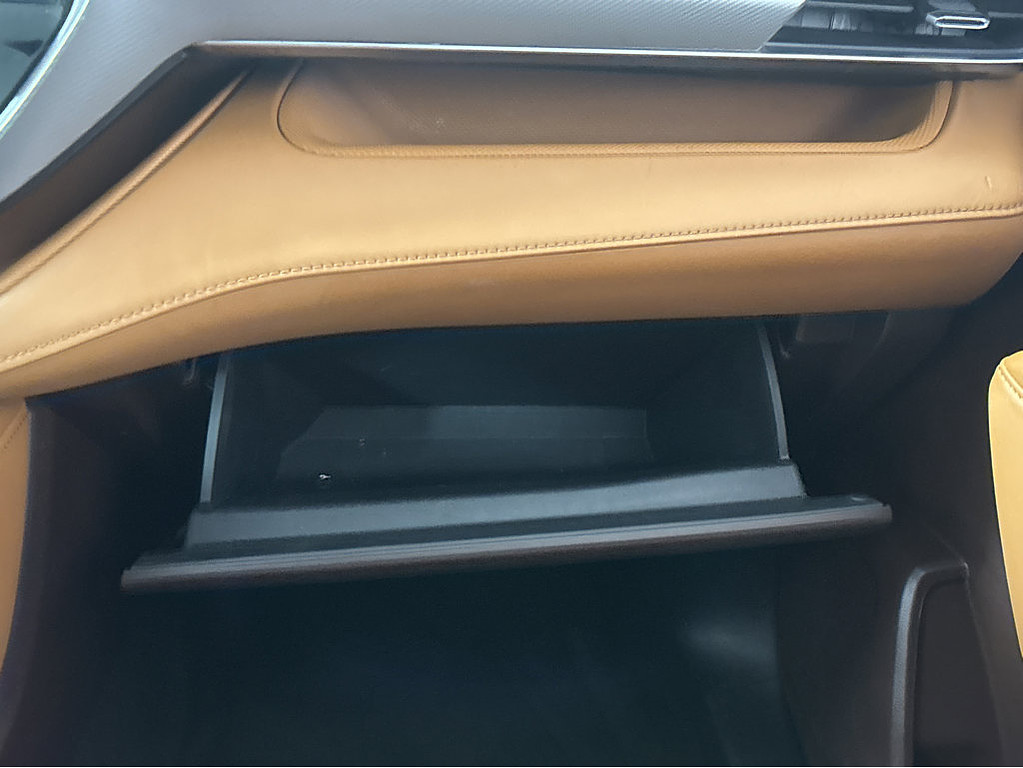 2022 Toyota Highlander Located at Smart Motors Toyota slide-image