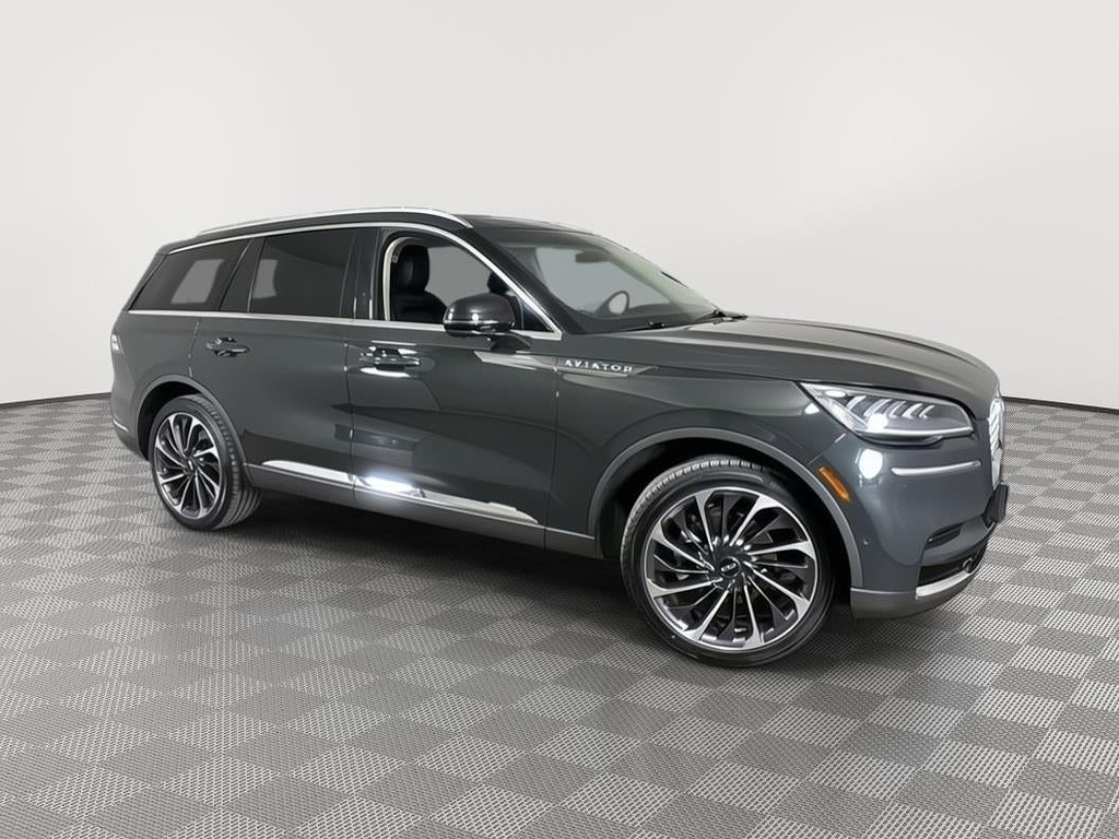 2023 Lincoln Aviator Reserve AWD's photo