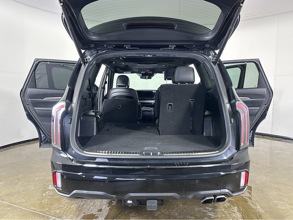 2024 Kia Telluride Located at Smart Motors Toyota light-box-slides