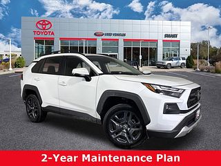 Thumbnail - 2024 Toyota RAV4