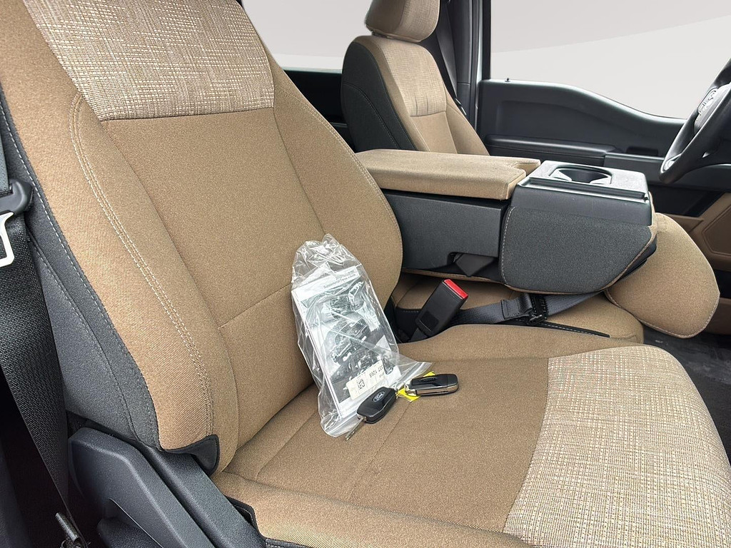 2023 Ford F-150 XLT - Photo 9
