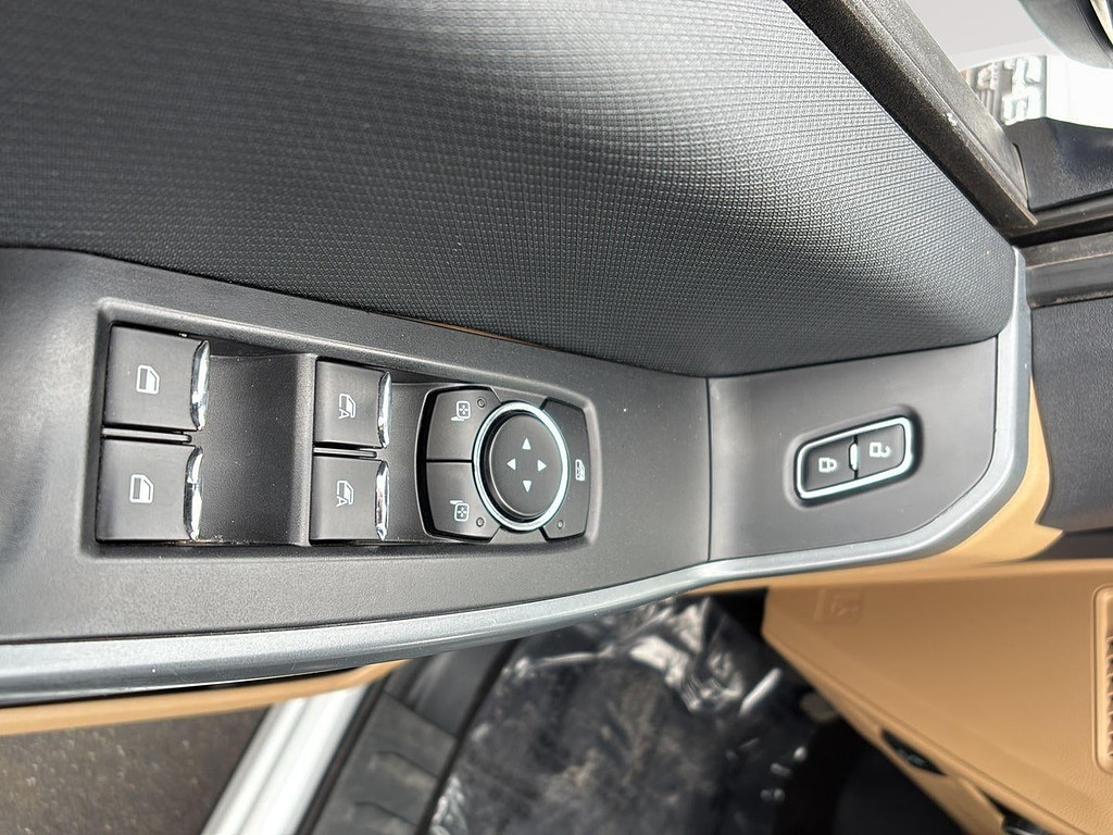 2023 Ford F-150 XLT - Photo 18