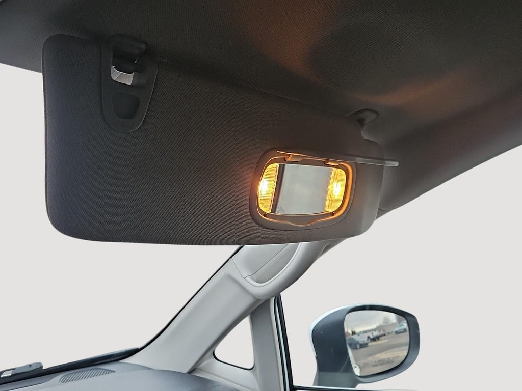 2023 Chrysler Pacifica Located at Smart Motors Toyota light-box-slides