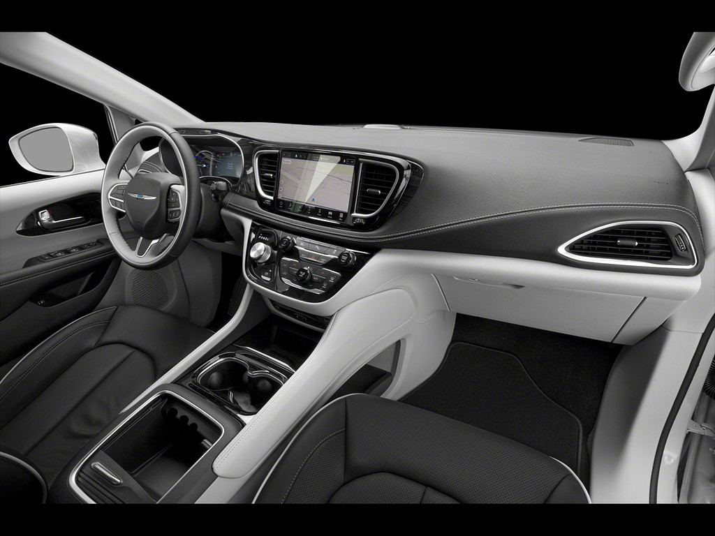 2023 Chrysler Pacifica Located at Smart Motors Toyota light-box-slides