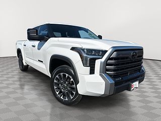 Thumbnail - 2024 Toyota Tundra