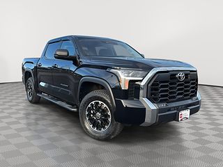 Thumbnail - 2023 Toyota Tundra