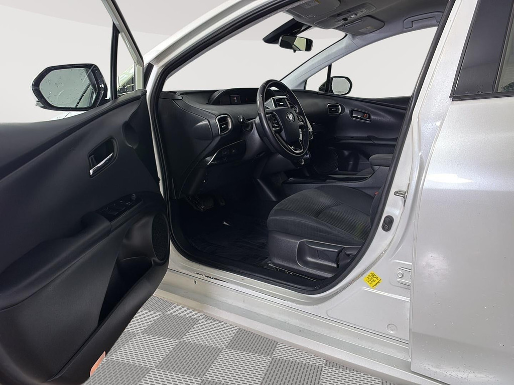 2020 Toyota Prius Prime Located at Smart Motors Toyota slide-image