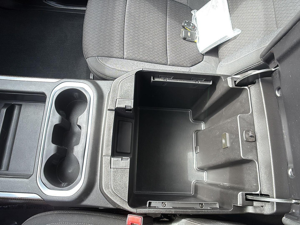 2021 Chevrolet Silverado 1500 Located at Smart Motors Toyota slide-image