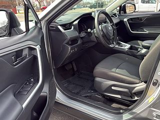 Thumbnail - 2023 Toyota RAV4