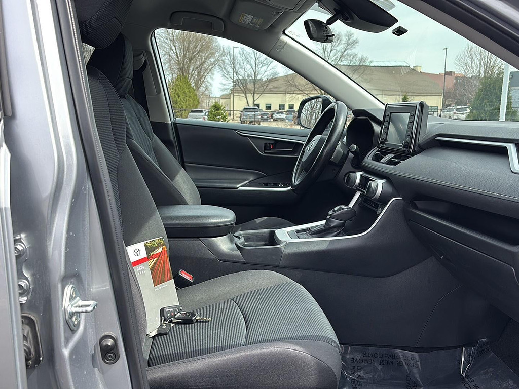 2021 Toyota RAV4 Located at Smart Motors Toyota slide-image