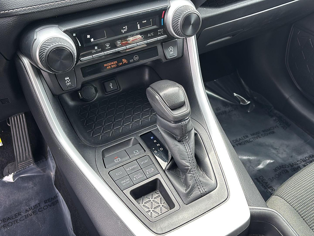 2021 Toyota RAV4 Located at Smart Motors Toyota slide-image