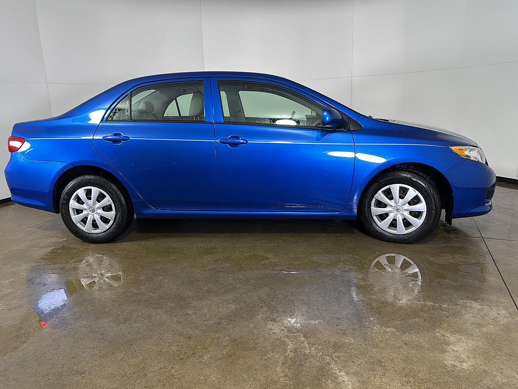 2009 Toyota Corolla Located at Smart Motors Toyota light-box-slides