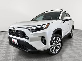 Thumbnail - 2025 Toyota RAV4