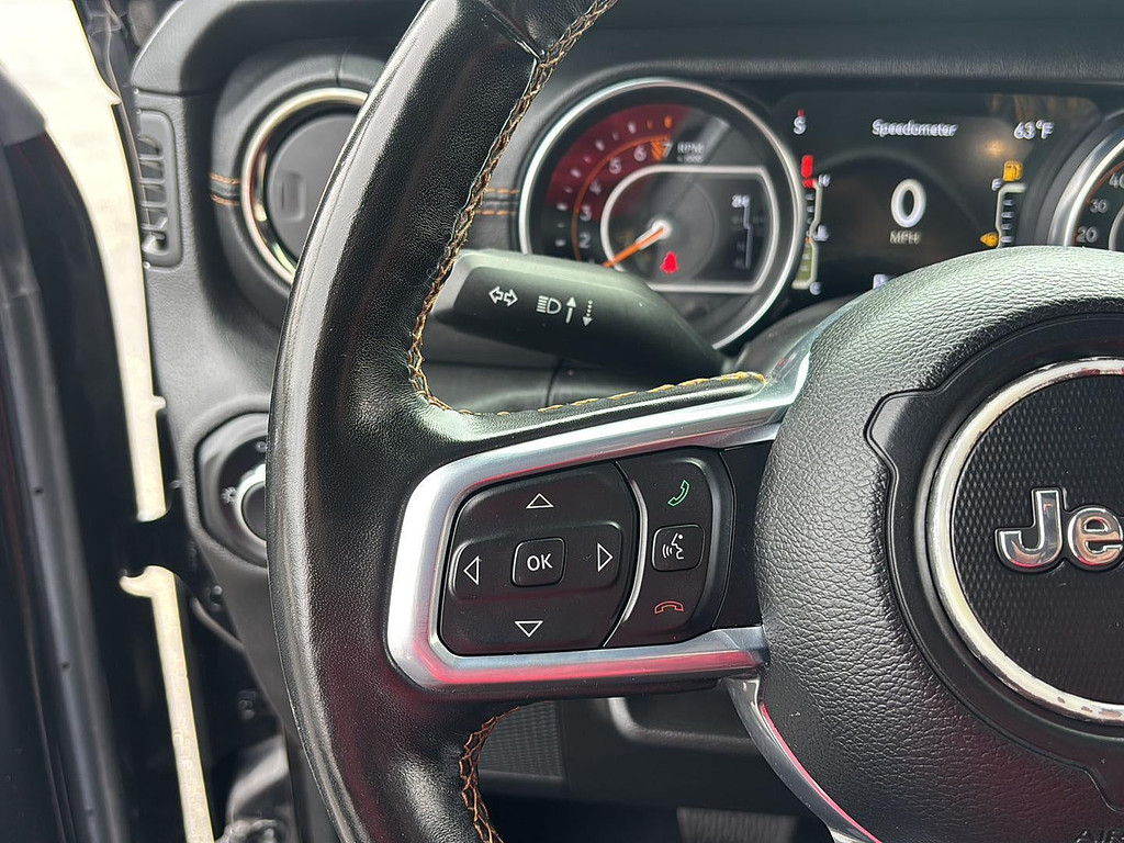 2021 Jeep Wrangler Located at Smart Motors Toyota slide-image