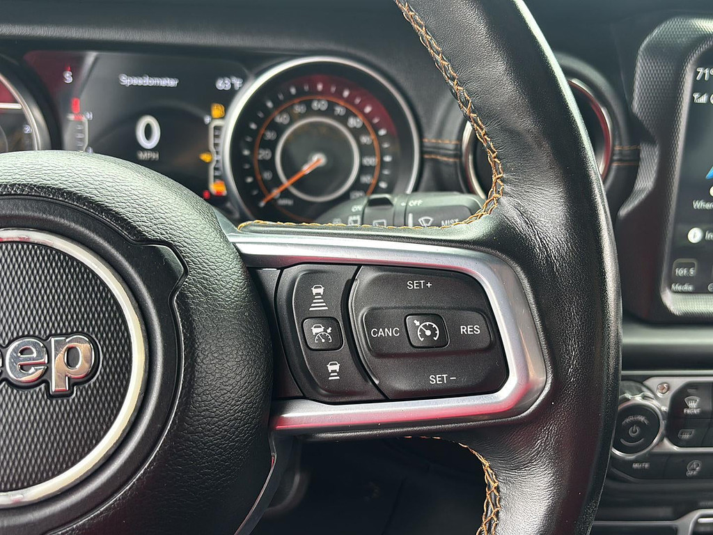 2021 Jeep Wrangler Located at Smart Motors Toyota slide-image