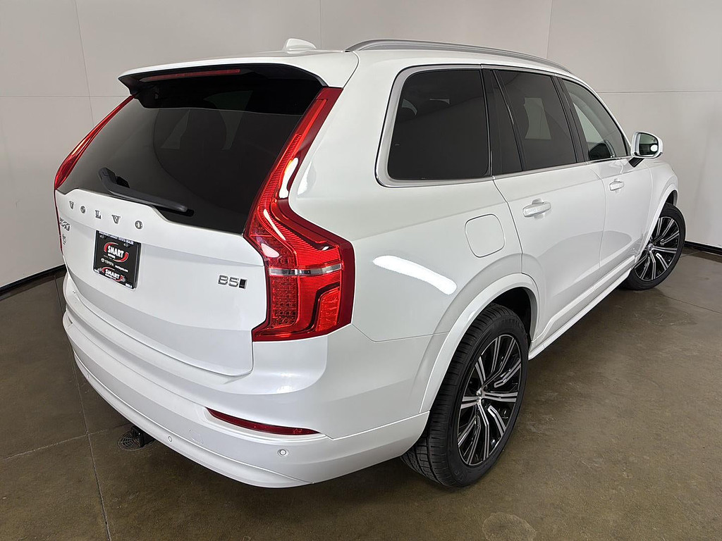 2023 Volvo XC90 Located at Smart Motors Toyota light-box-slides
