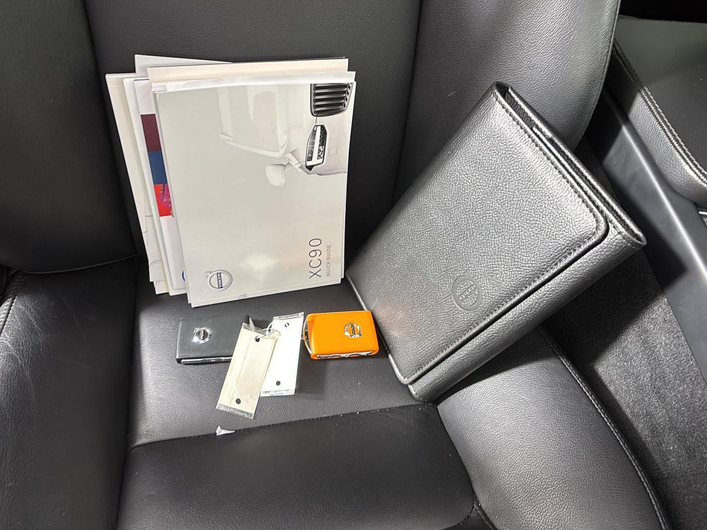 2023 Volvo XC90 Located at Smart Motors Toyota slide-image