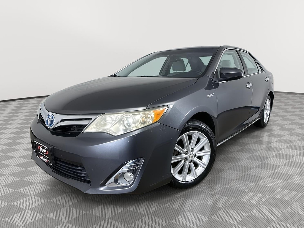 2013 Toyota Camry LE Hybrid