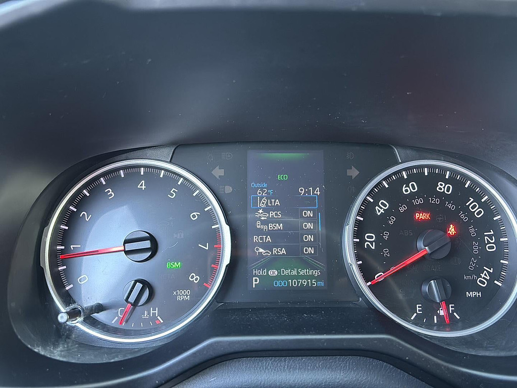 2020 Toyota RAV4 Located at Smart Motors Toyota slide-image