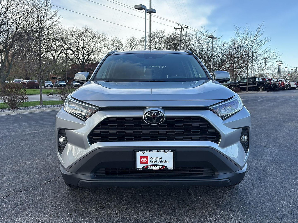 2020 Toyota RAV4 Located at Smart Motors Toyota slide-image