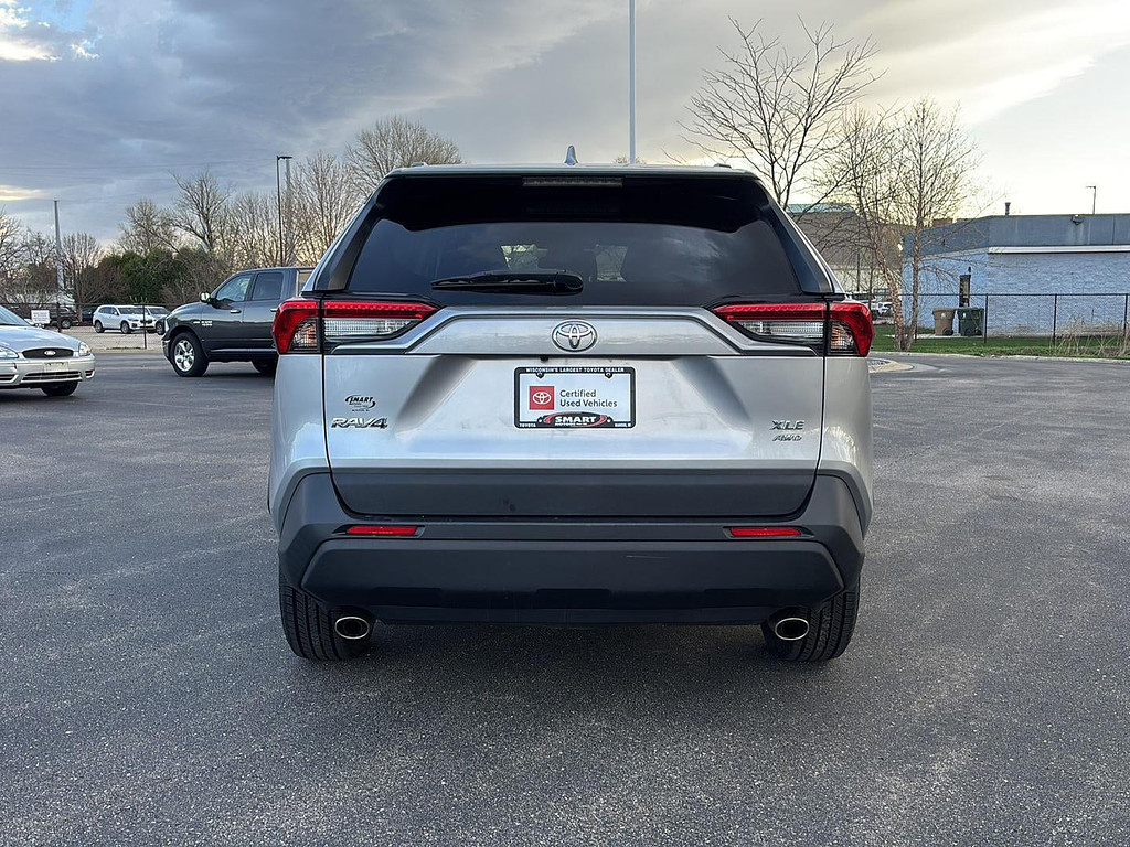 2020 Toyota RAV4 Located at Smart Motors Toyota slide-image