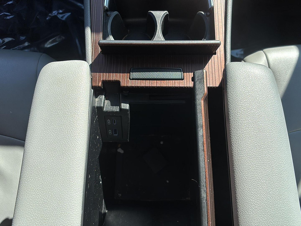 slide-image