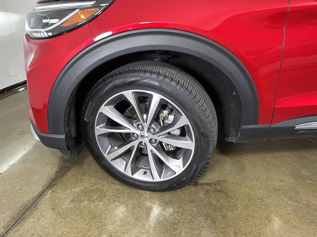 2025 Ford Explorer Located at Smart Motors Toyota slide-image