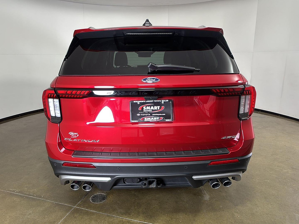 2025 Ford Explorer Located at Smart Motors Toyota light-box-slides