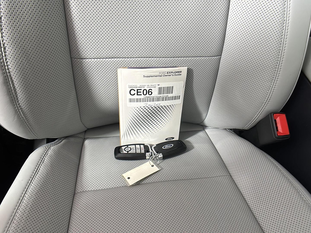 2025 Ford Explorer Located at Smart Motors Toyota slide-image