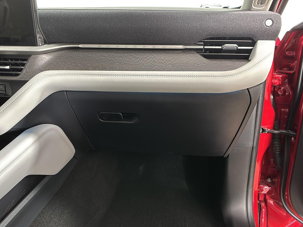 2025 Ford Explorer Located at Smart Motors Toyota slide-image