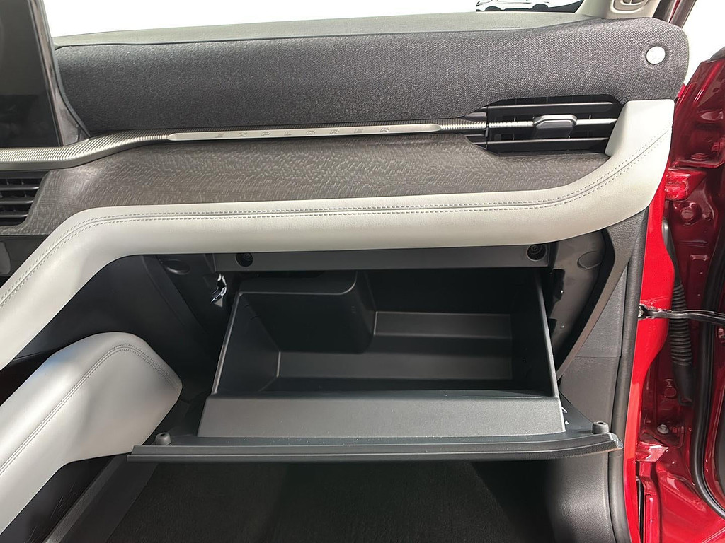 2025 Ford Explorer Located at Smart Motors Toyota slide-image