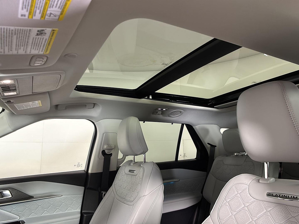2025 Ford Explorer Located at Smart Motors Toyota slide-image
