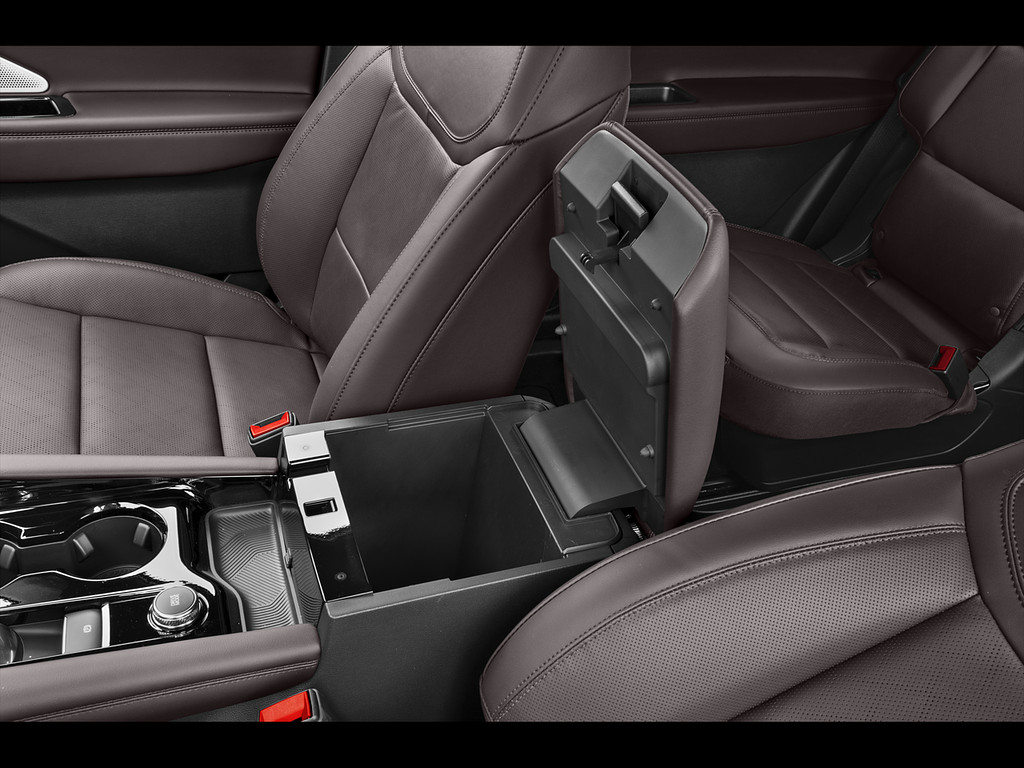 2025 Ford Explorer Located at Smart Motors Toyota slide-image