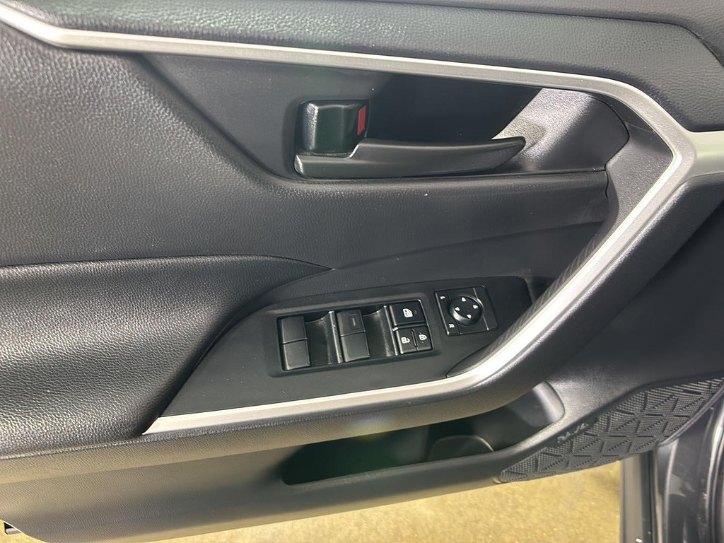 2024 Toyota RAV4 Located at Smart Motors Toyota slide-image