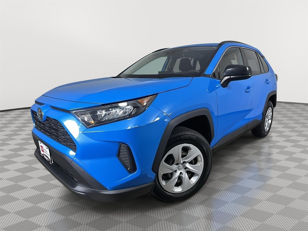 2020 Toyota RAV4 LE