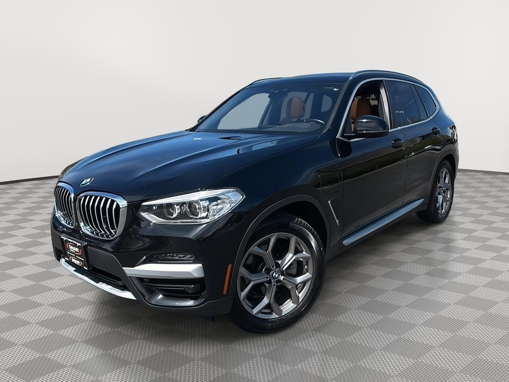 2021 BMW X3 xDrive30e's photo