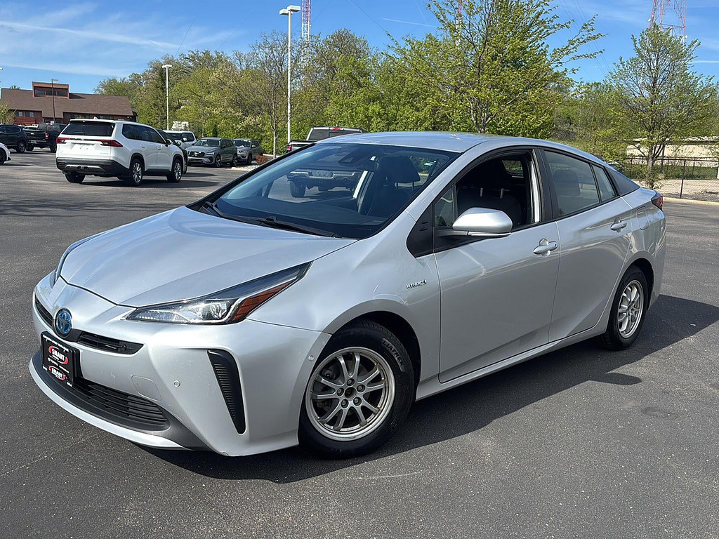 2022 Toyota Prius Located at Smart Motors Toyota slide-image