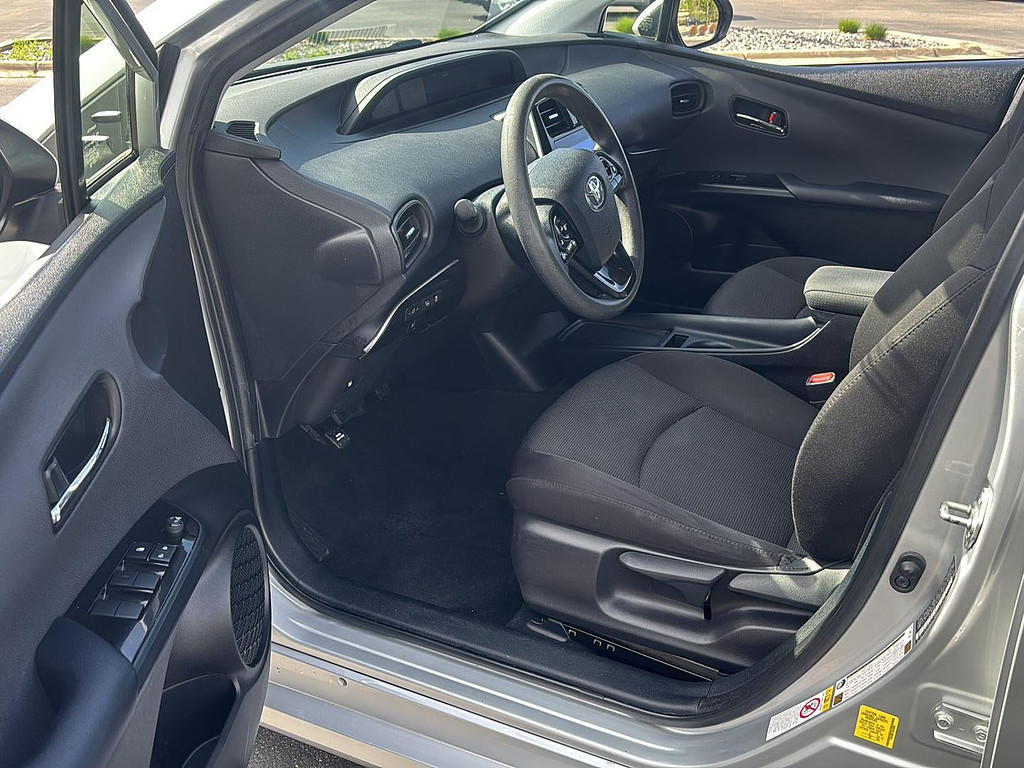 2022 Toyota Prius Located at Smart Motors Toyota slide-image
