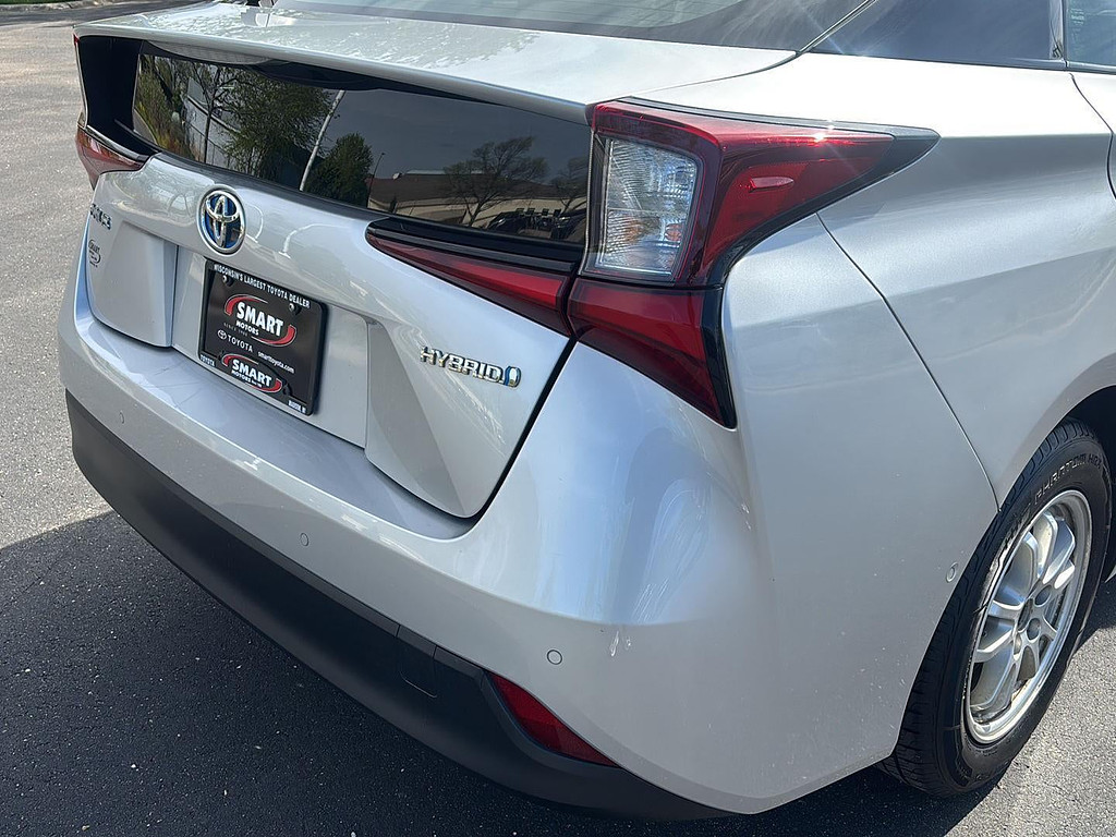 2022 Toyota Prius Located at Smart Motors Toyota slide-image