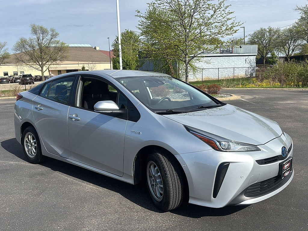 2022 Toyota Prius Located at Smart Motors Toyota slide-image