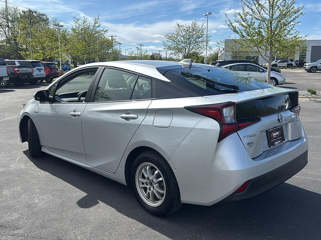 2022 Toyota Prius Located at Smart Motors Toyota slide-image