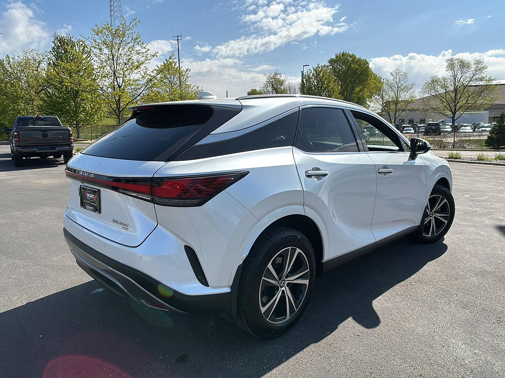 2023 Lexus RX Located at Smart Motors Toyota slide-image