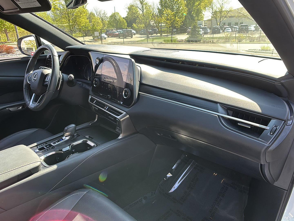 2023 Lexus RX Located at Smart Motors Toyota slide-image