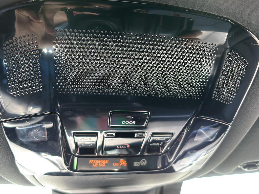 2023 Lexus RX Located at Smart Motors Toyota light-box-slides