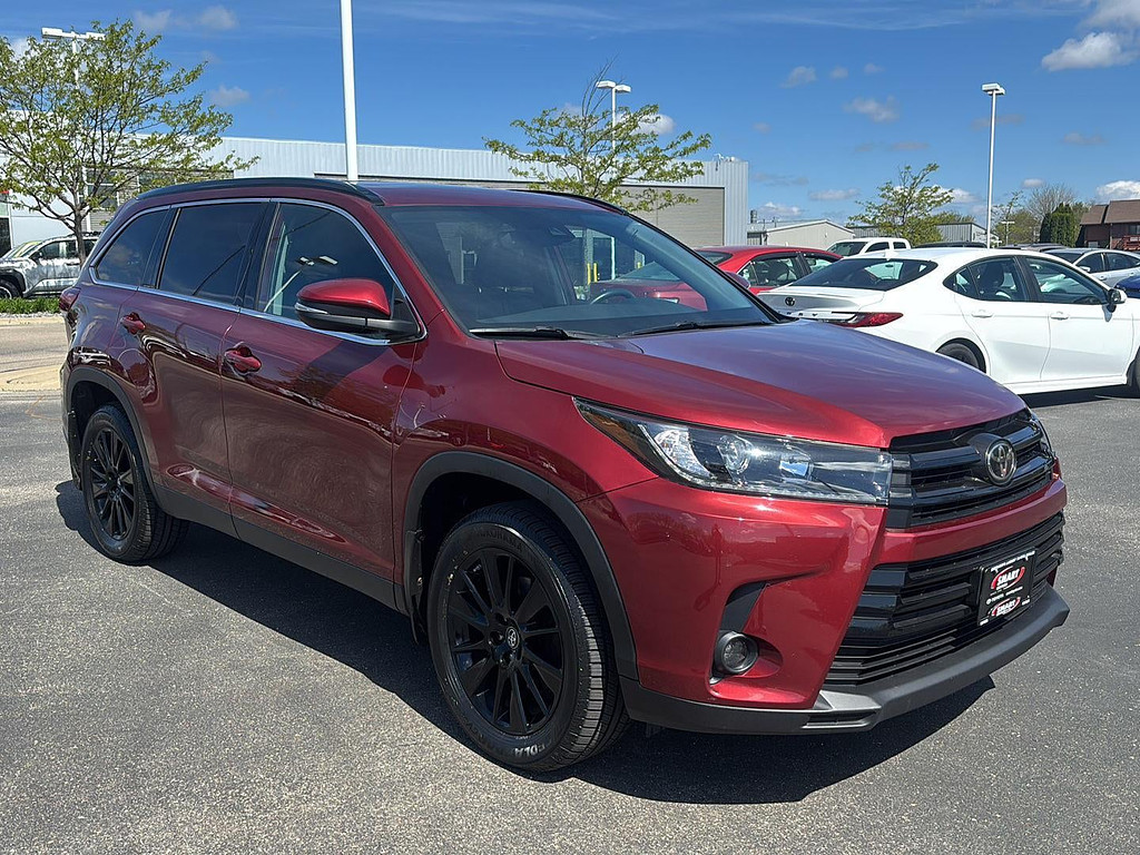 2019 Toyota Highlander Located at Smart Motors Toyota slide-image