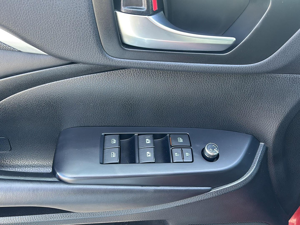 2019 Toyota Highlander Located at Smart Motors Toyota slide-image