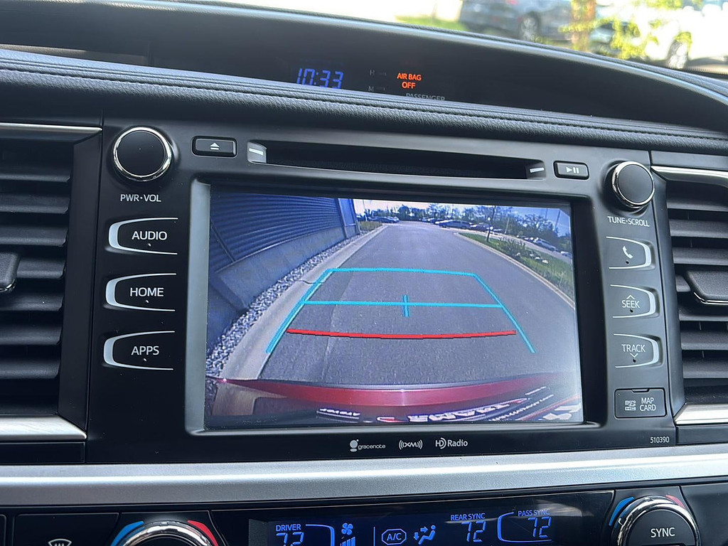 2019 Toyota Highlander Located at Smart Motors Toyota slide-image