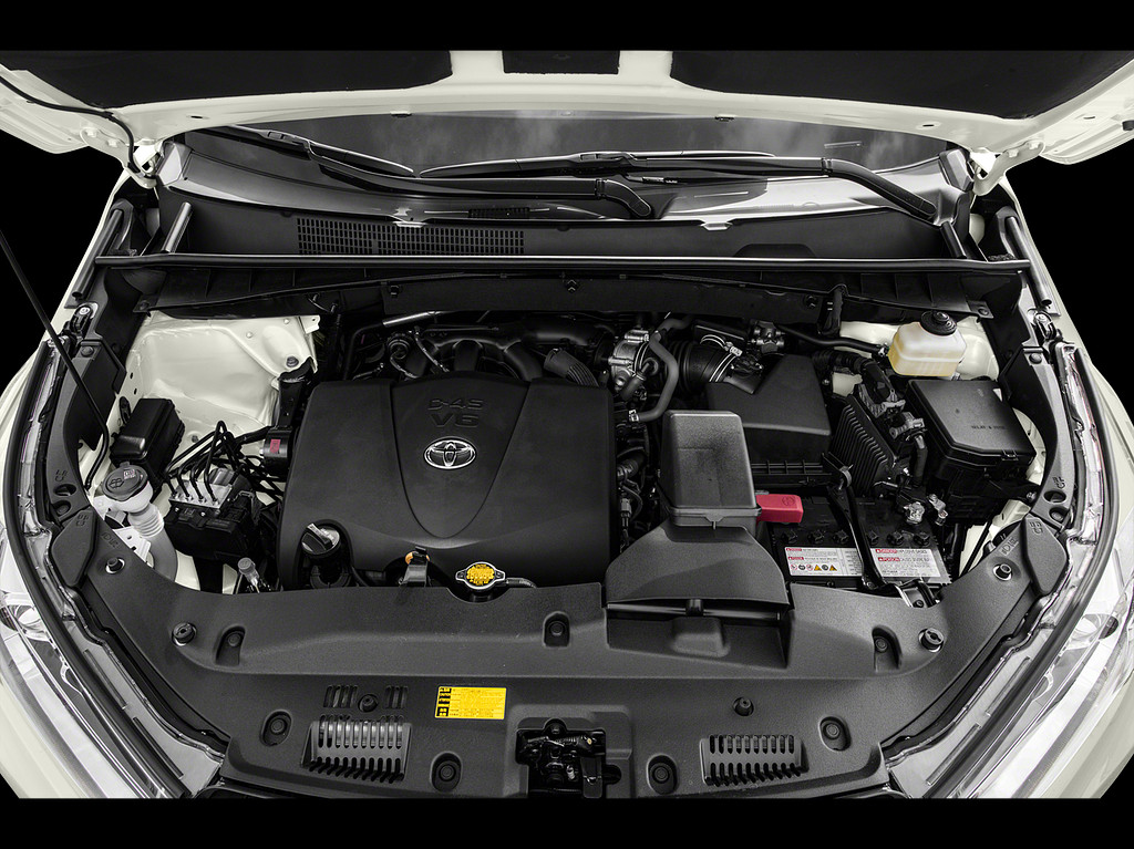 2019 Toyota Highlander Located at Smart Motors Toyota slide-image