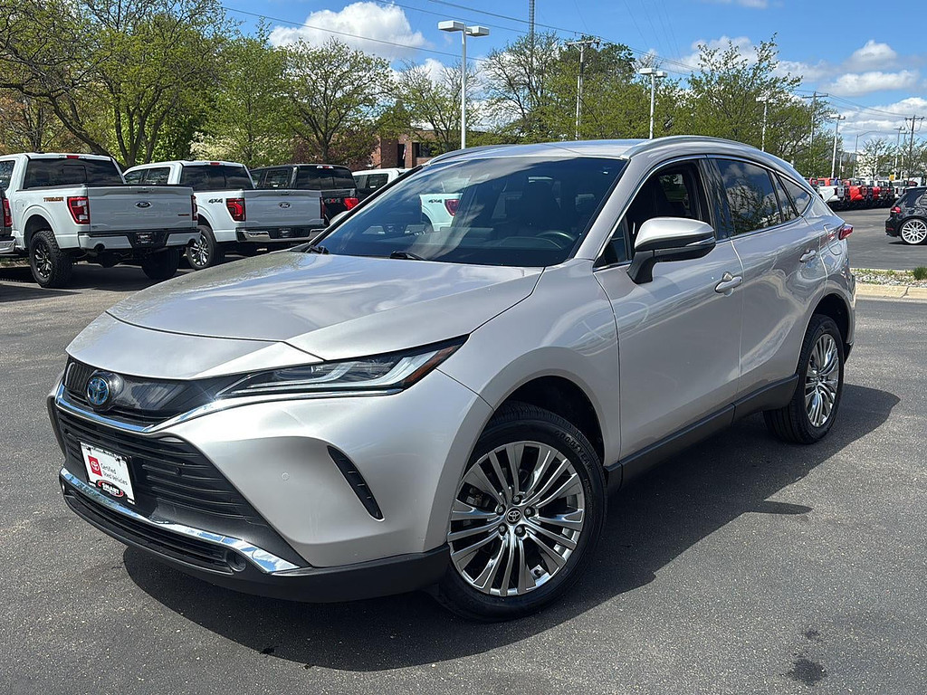 2022 Toyota Venza Located at Smart Motors Toyota light-box-slides