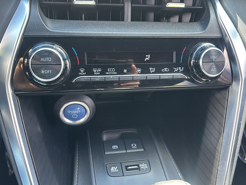 2022 Toyota Venza Located at Smart Motors Toyota light-box-slides